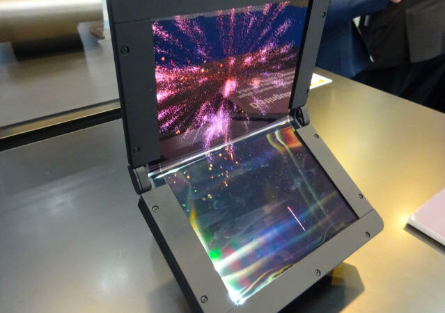 The Future of Displays: Advancements in 8K Resolution and Foldable Screens